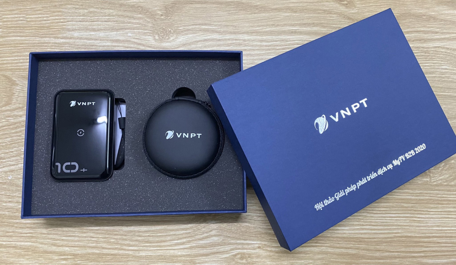 quà tặng nhân viên